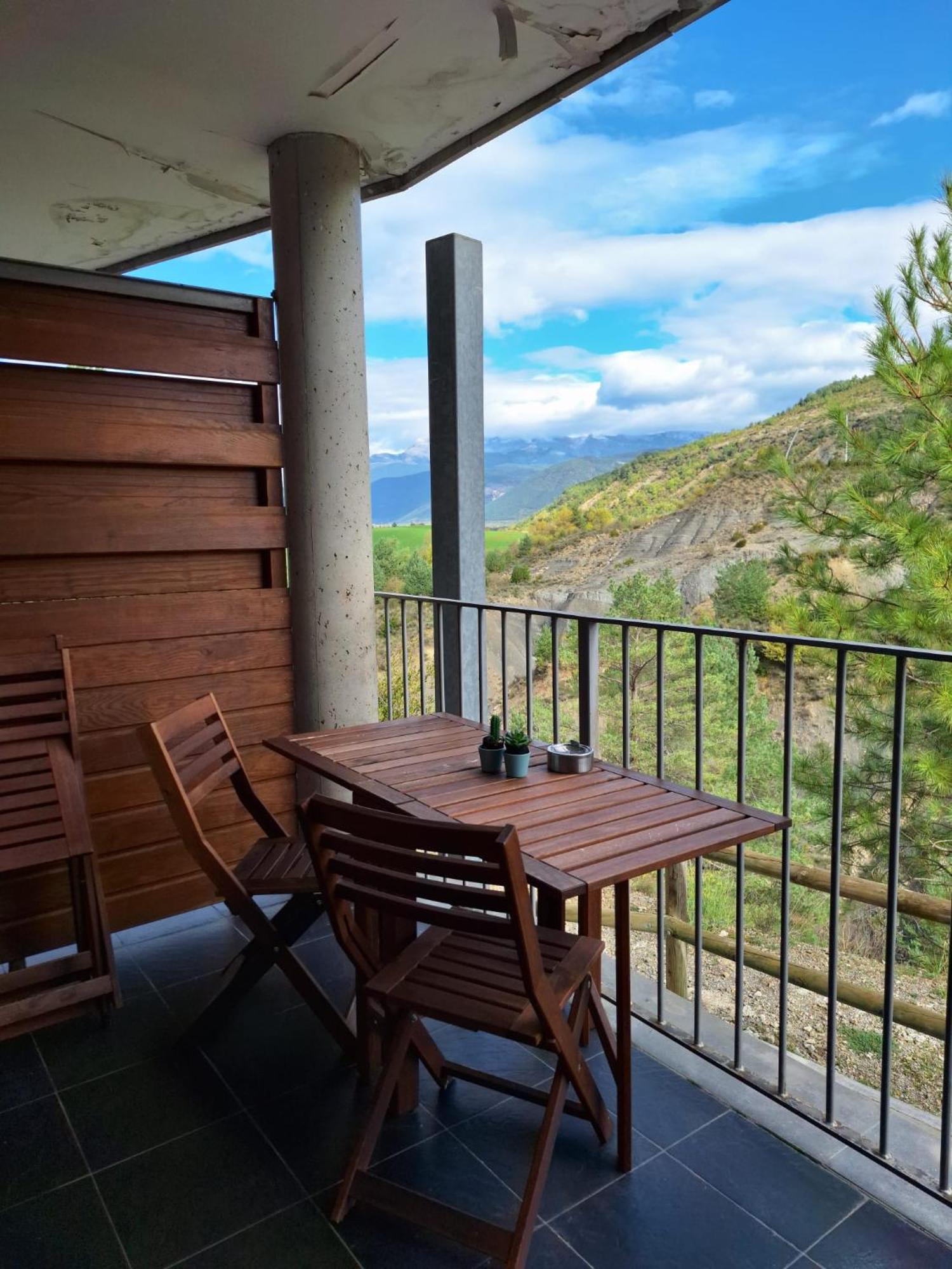 Apartamento En Urb. Las Margas Golf Sabiñánigo Zewnętrze zdjęcie